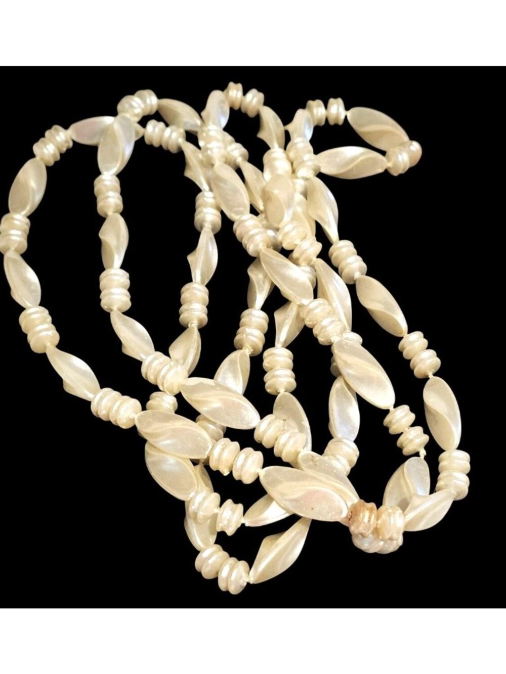 Vintage 56-Inch Flapper Necklace With Acrylic Mother-Of-Pearl Beads Long Layerin